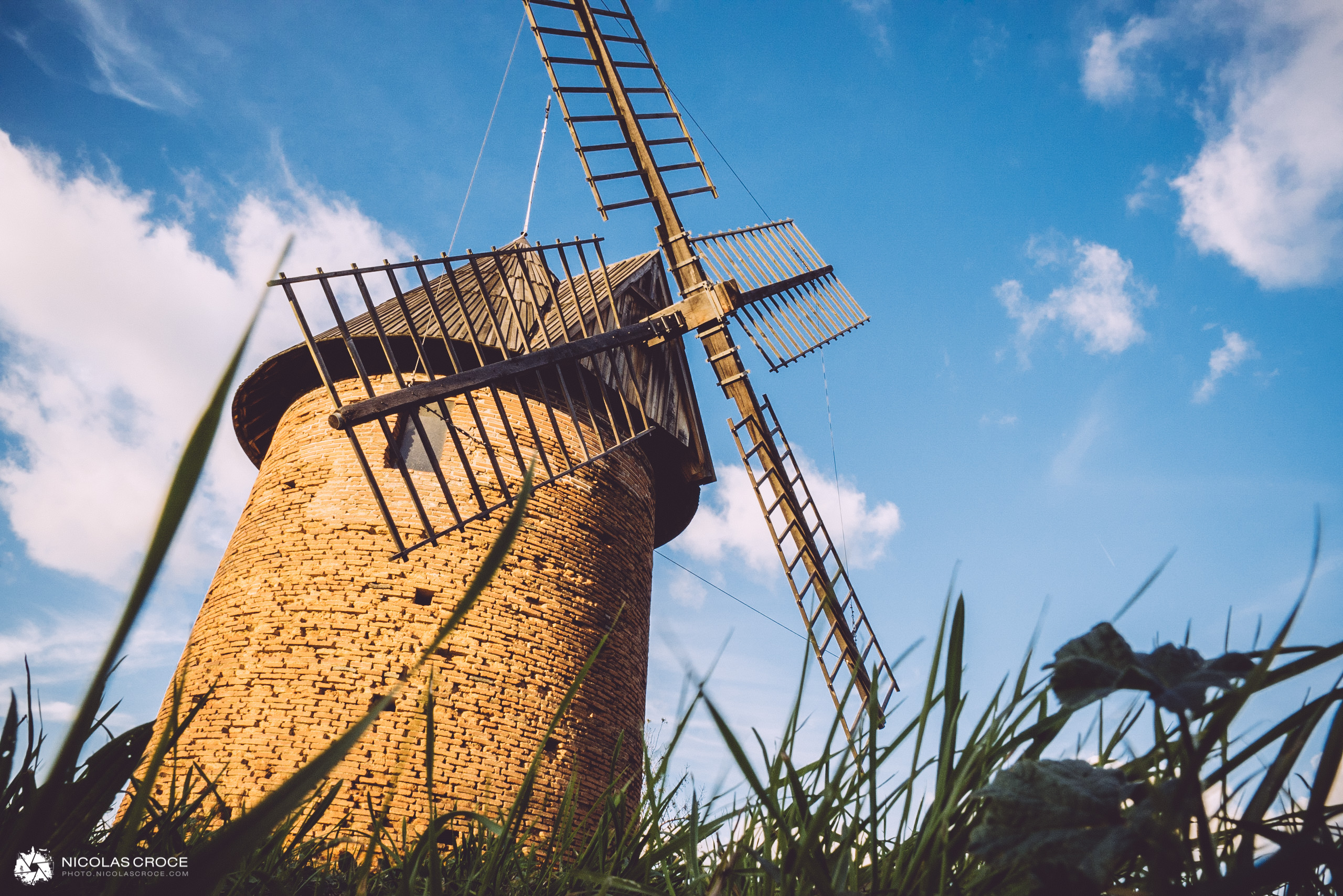 Le moulin à vent de saint-martin-du-touch